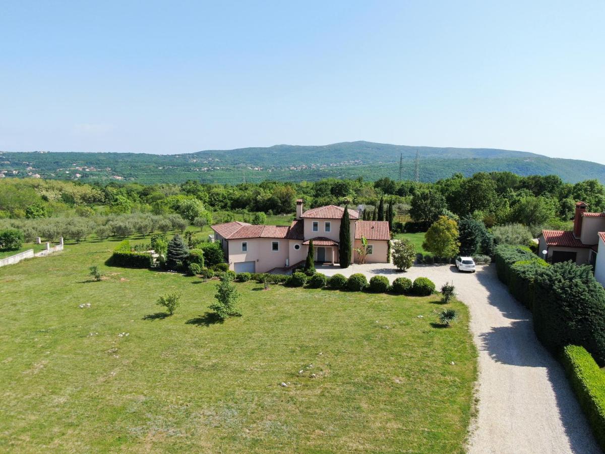 Villa Labin In Zartinj - Luxury Privacy Heated Pool With Auto Cover Esterno foto