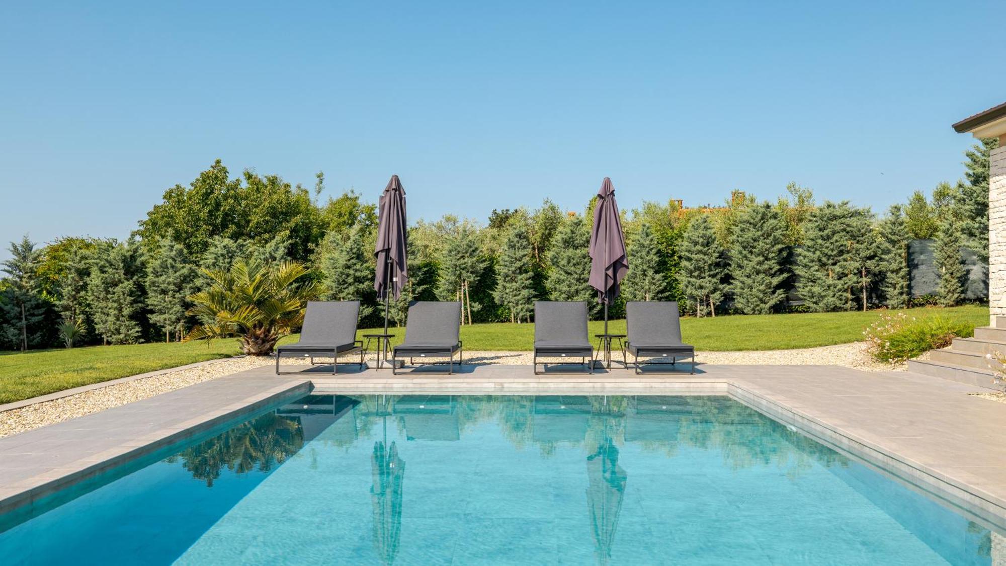 Villa Labin In Zartinj - Luxury Privacy Heated Pool With Auto Cover Esterno foto