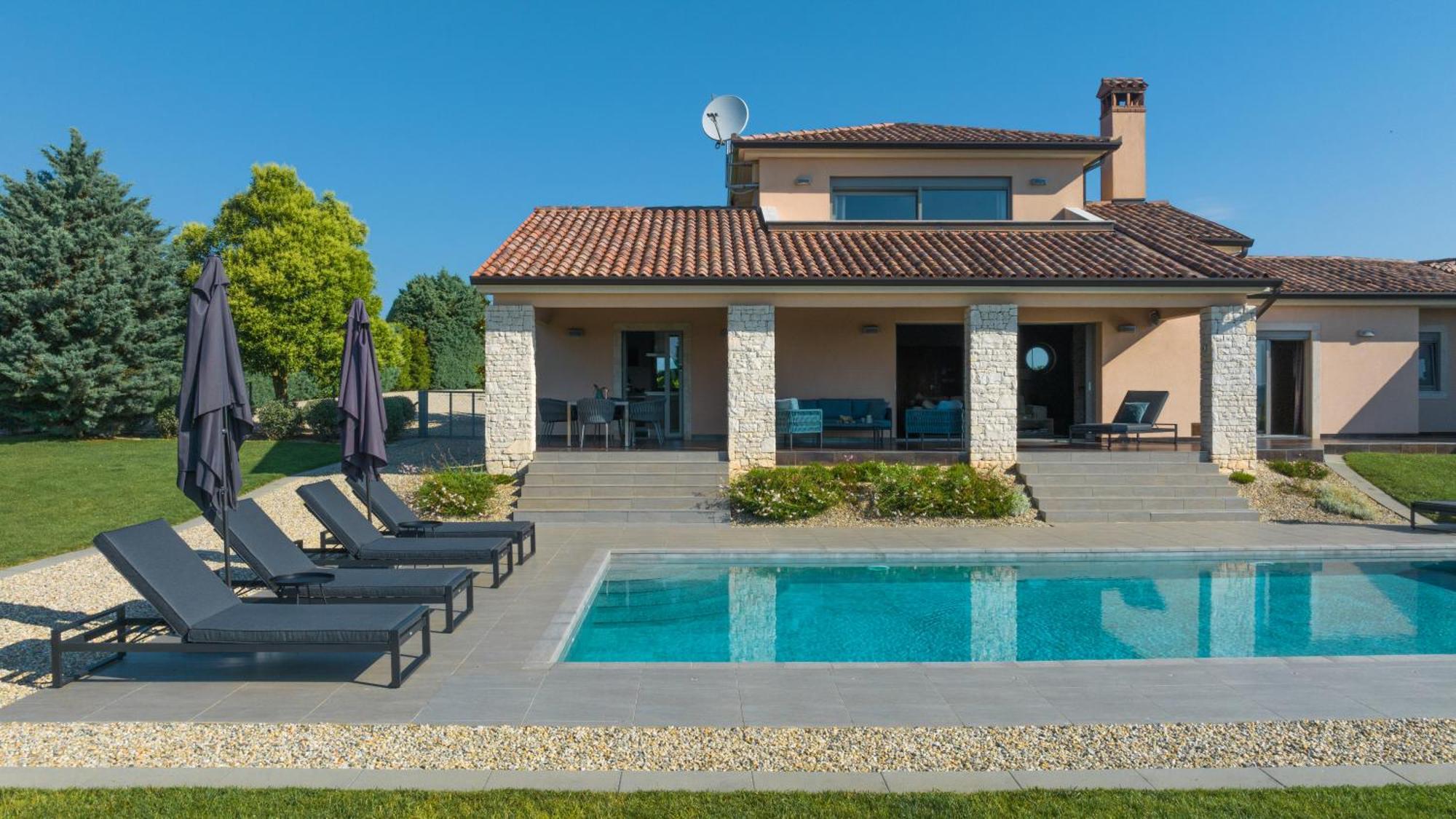 Villa Labin In Zartinj - Luxury Privacy Heated Pool With Auto Cover Esterno foto